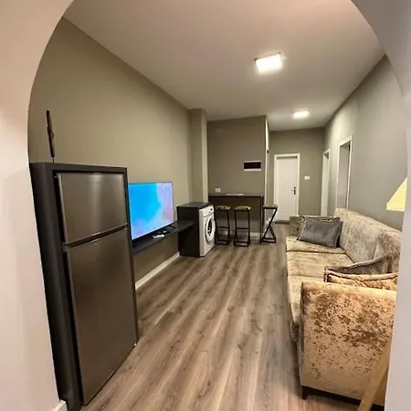 アパート Bejart 4 *