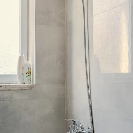 Bejart 4 * ティラナ