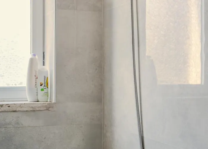 Bejart 4 * 地拉那